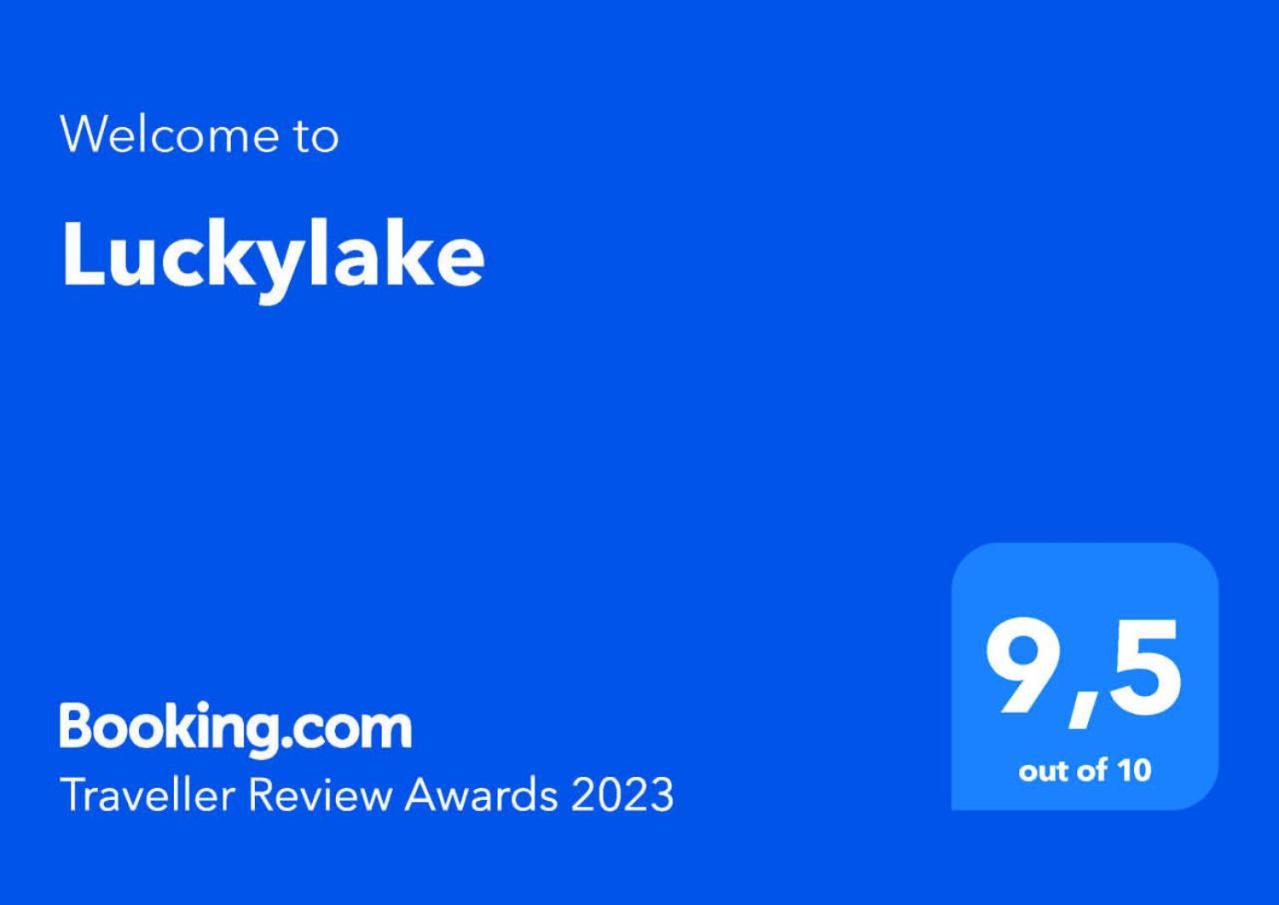 Luckylake เพลลา ภายนอก รูปภาพ